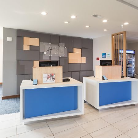 Holiday Inn Express & Suites - Auburn By Ihg Exteriér fotografie