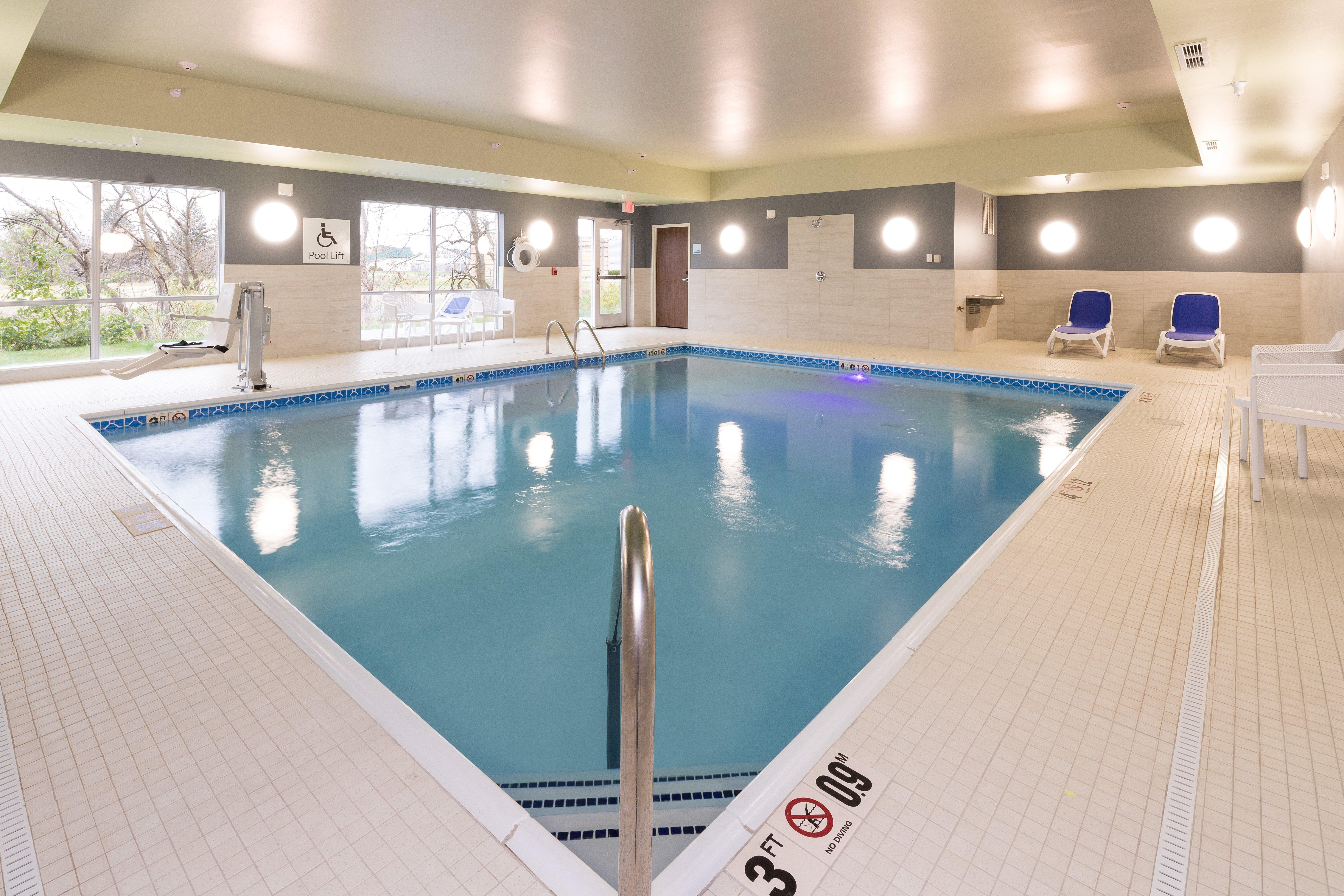Holiday Inn Express & Suites - Auburn By Ihg Exteriér fotografie