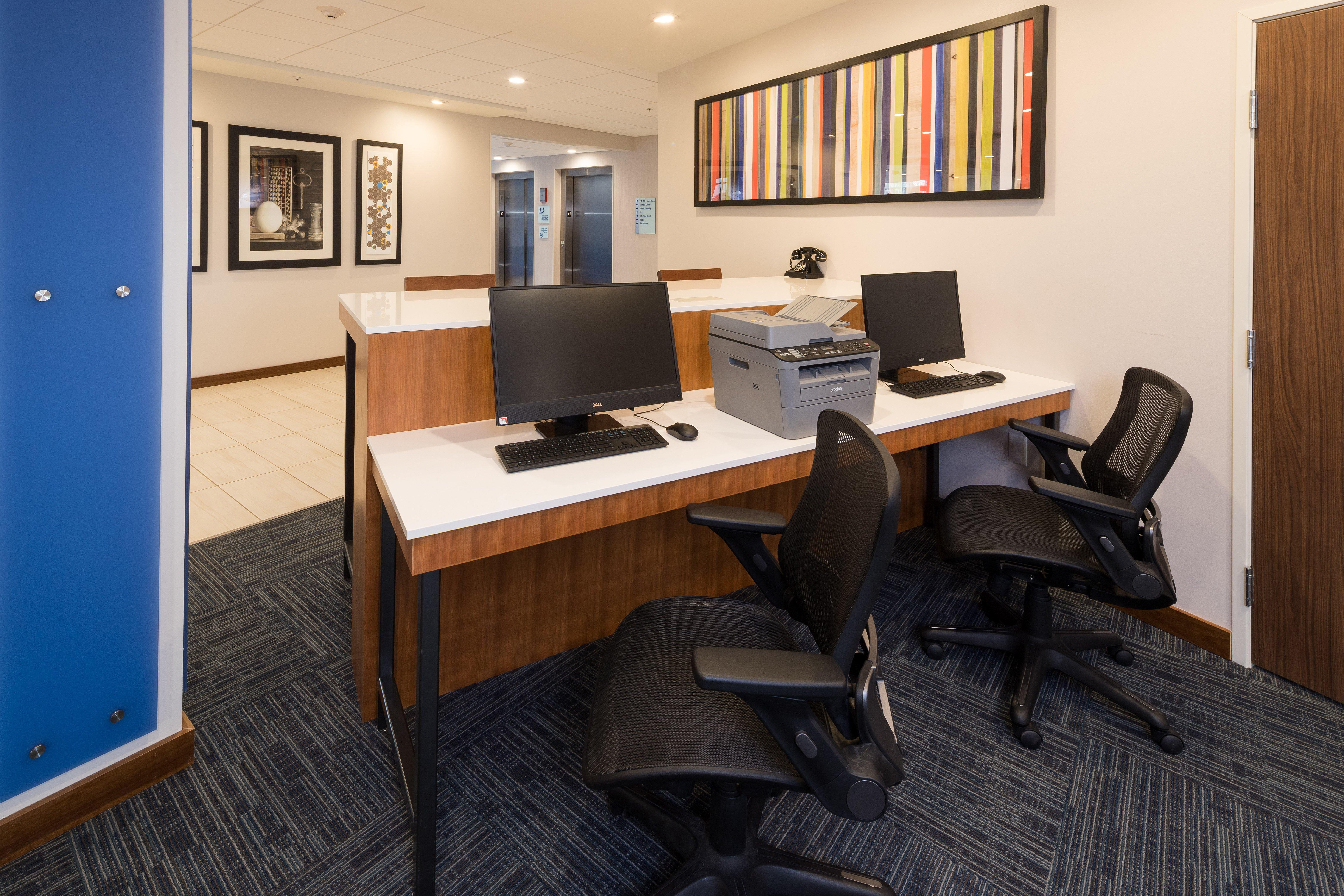 Holiday Inn Express & Suites - Auburn By Ihg Exteriér fotografie