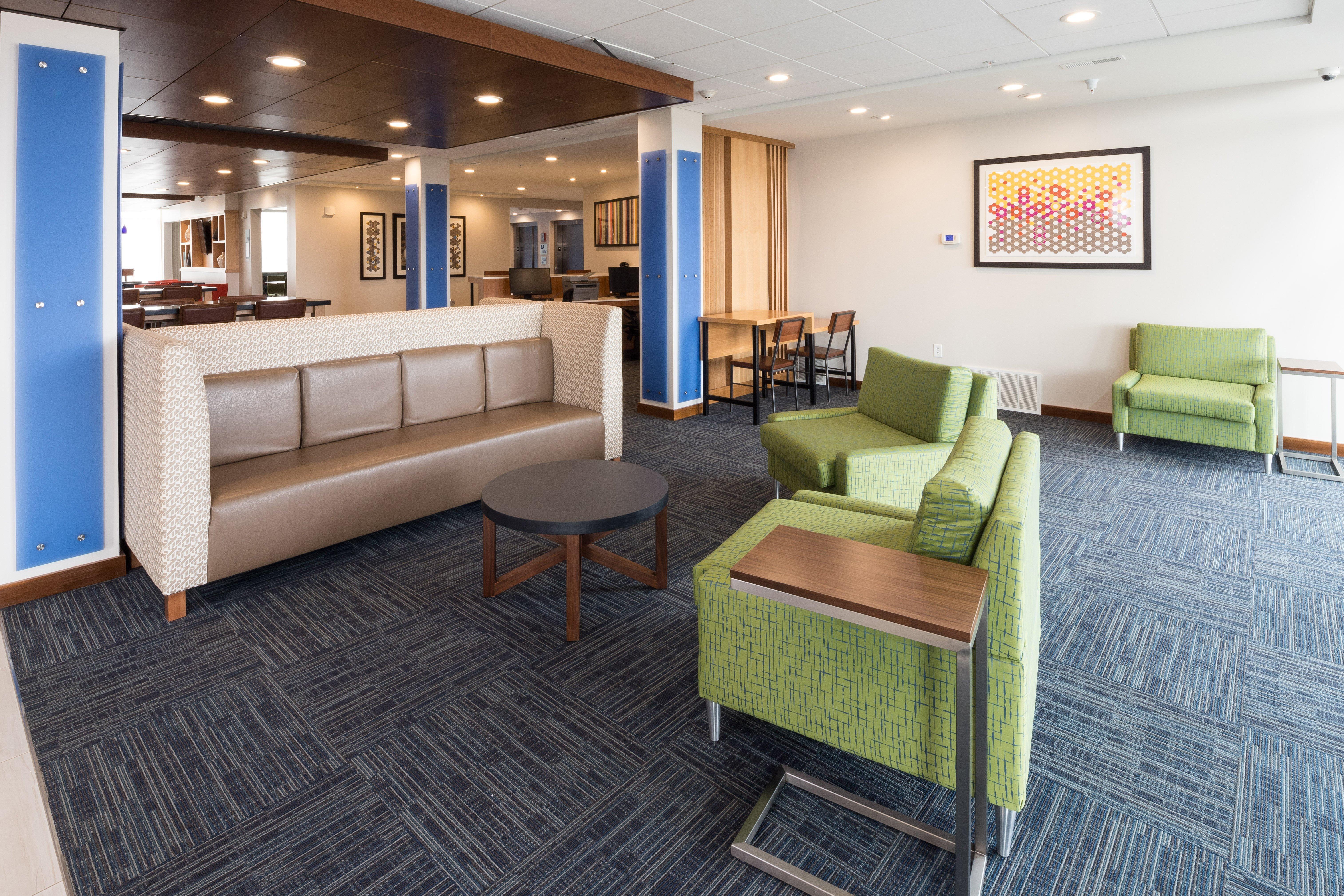Holiday Inn Express & Suites - Auburn By Ihg Exteriér fotografie